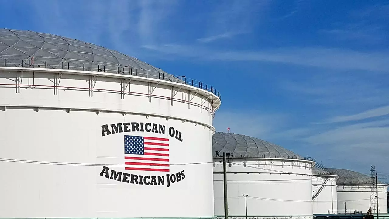 2,8 млн баррелей нефти для SPR США купят по $81 за баррель