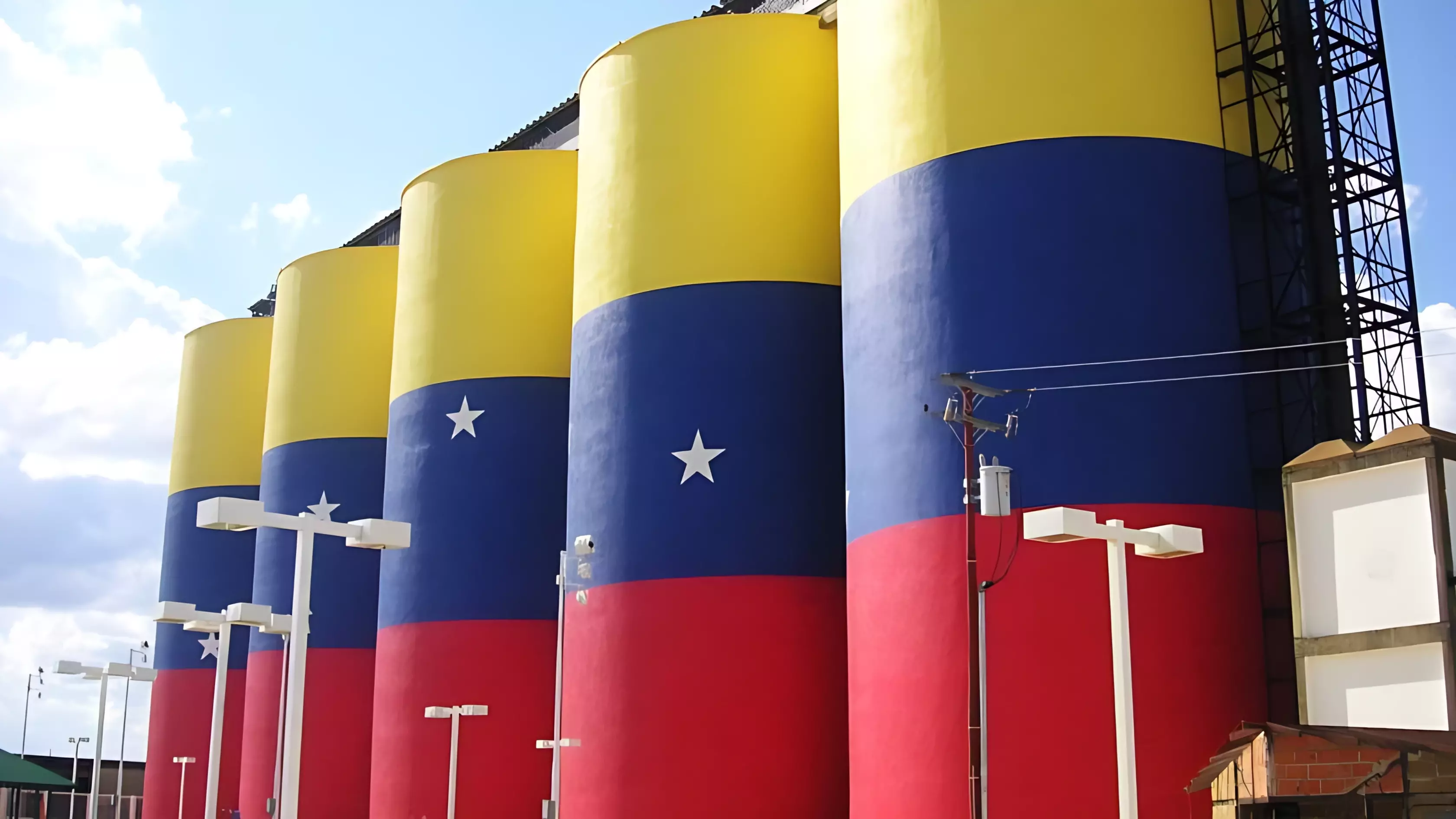 США в 2023 году вывели импорт нефти из Венесуэлы на рекордную за последние годы сумму