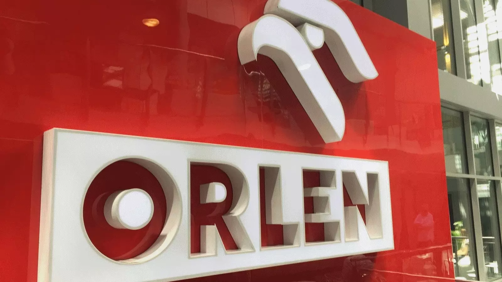 Польский Orlen заплатил за Lotus на $1,25 млрд меньше — надзорные органы Польши