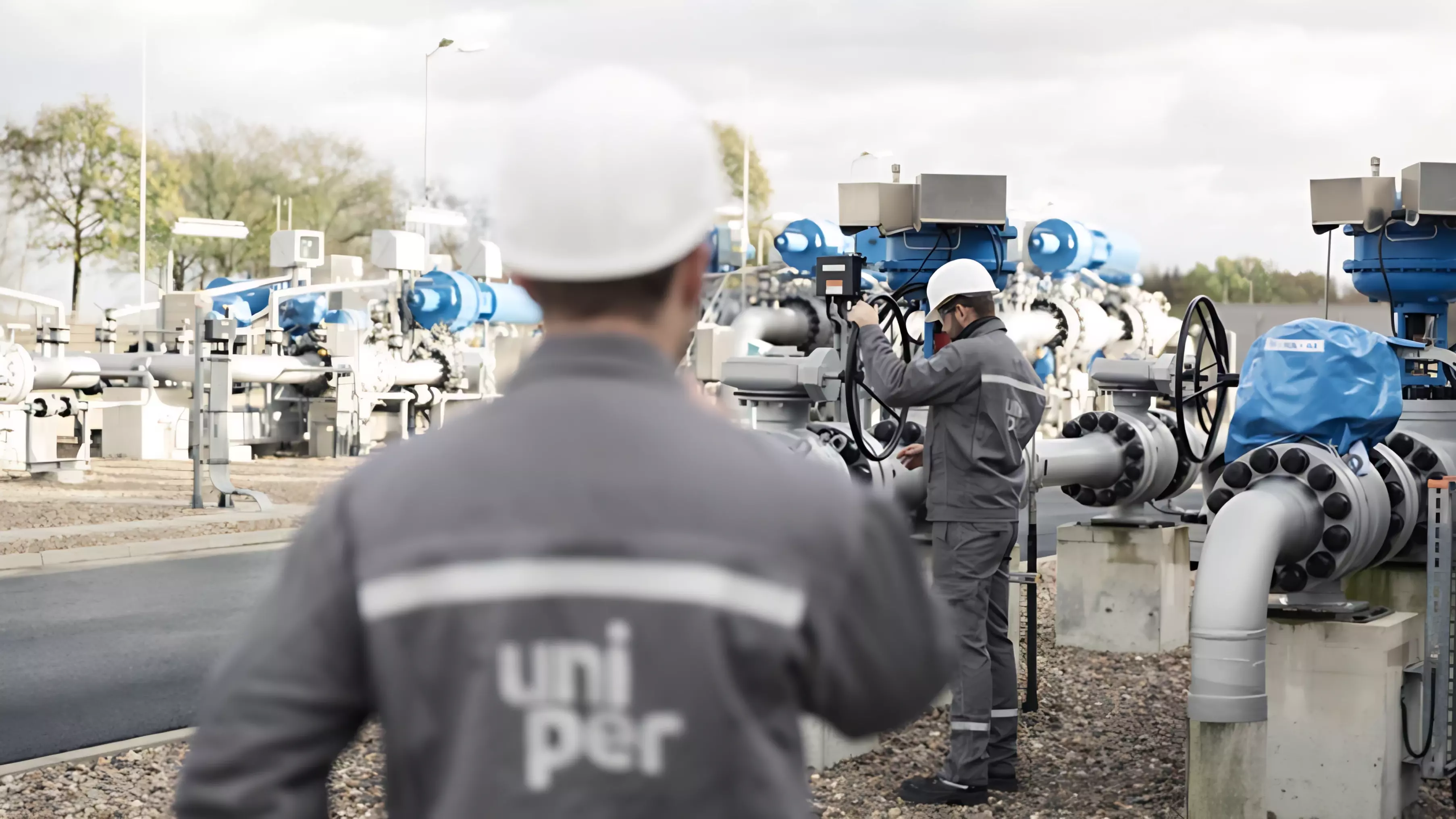 Германия не может продать Uniper из-за контрактов с «Газпромом»