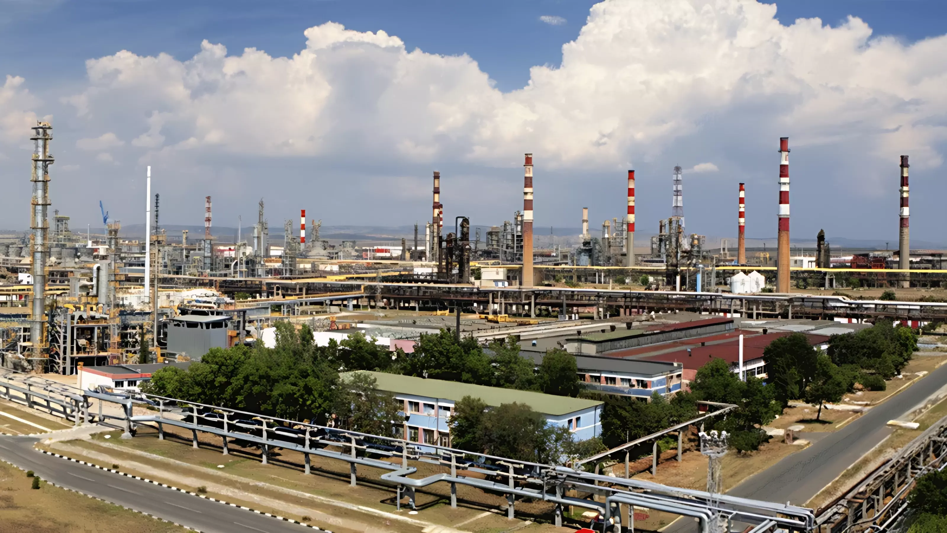 Болгарский НПЗ «Лукойл нефтохим Бургас» перестал получать российскую нефть