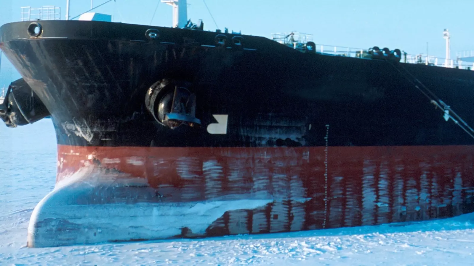 России никто не поможет увеличить флот ледового класса, кроме нее самой