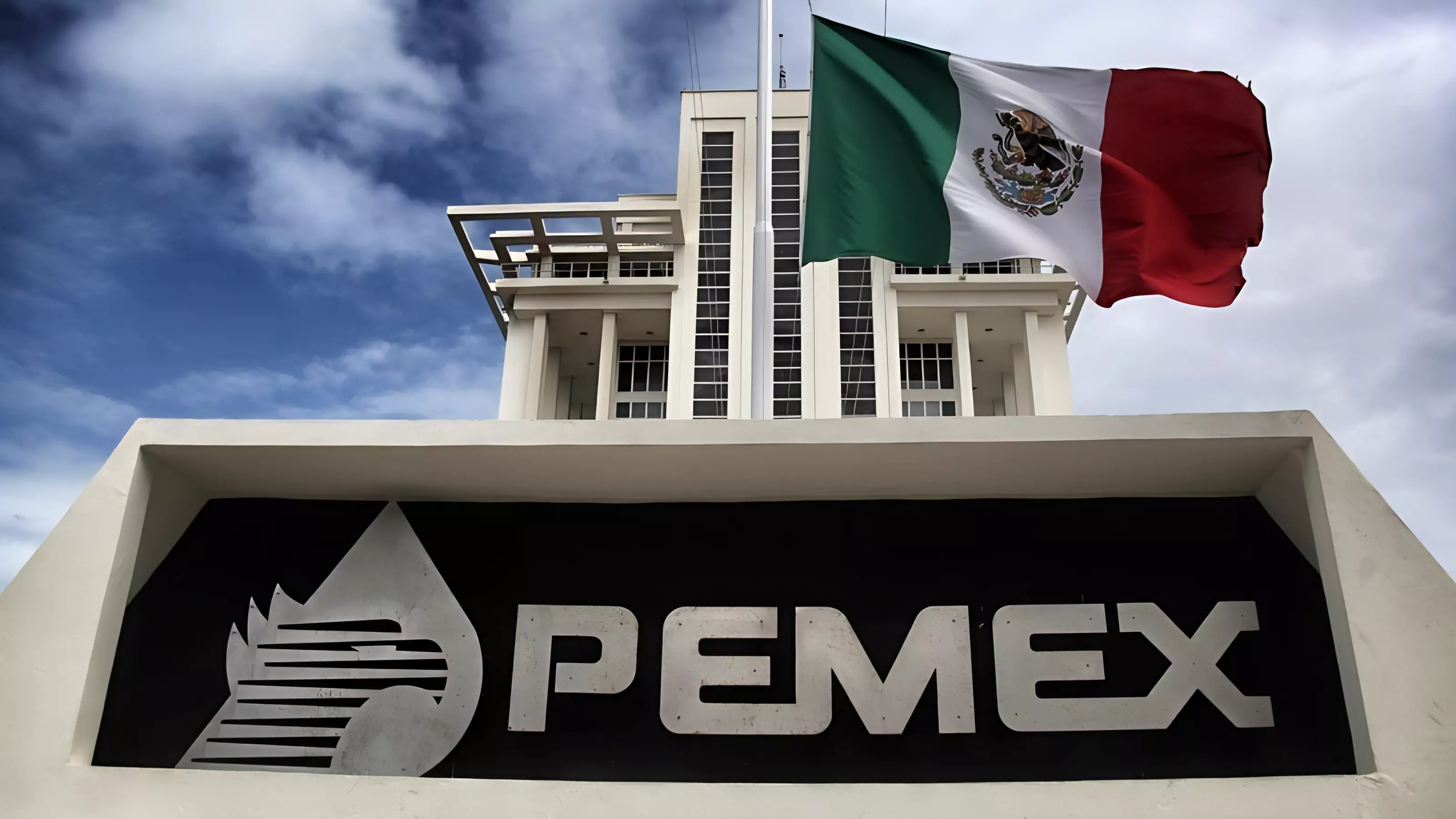 Госнефтекомпания Мексики Pemex, вероятно, не станет уменьшать экспорт нефти